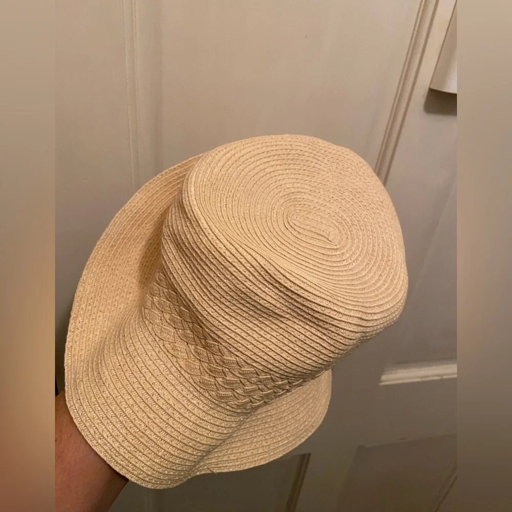 Bucket hat - Picture 3 of 3